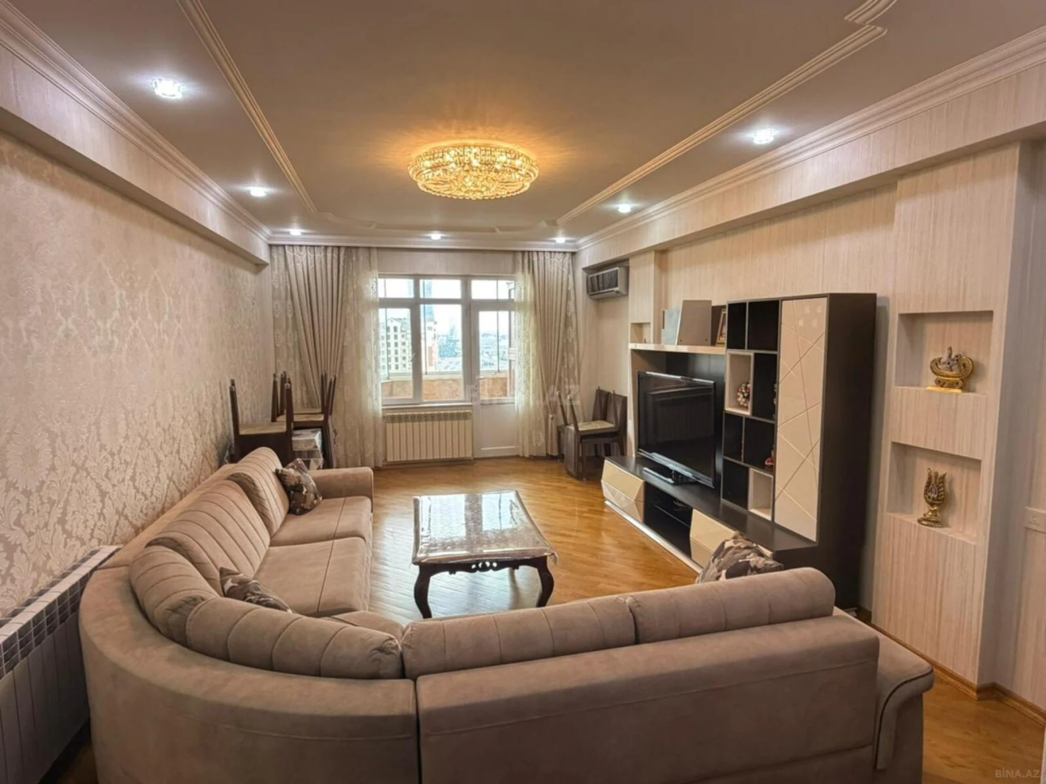 Satılır 3 otaqlı mənzil 107 m²