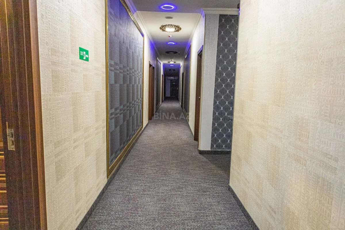 Satılır obyekt 310 m²