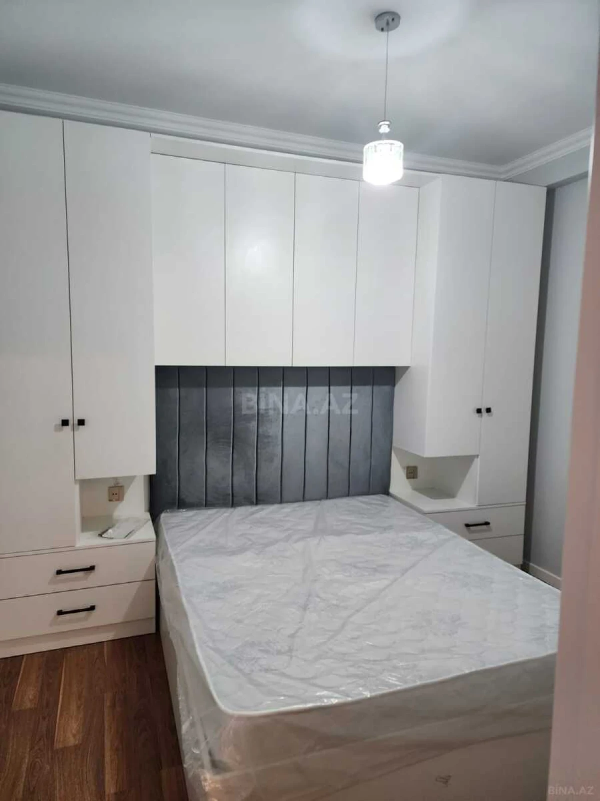 Kirayə verilir 2 otaqlı mənzil 70 m²