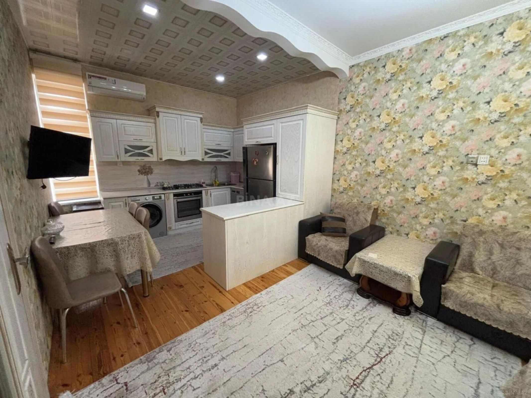 Kirayə verilir 5 otaqlı həyət evi 250 m²