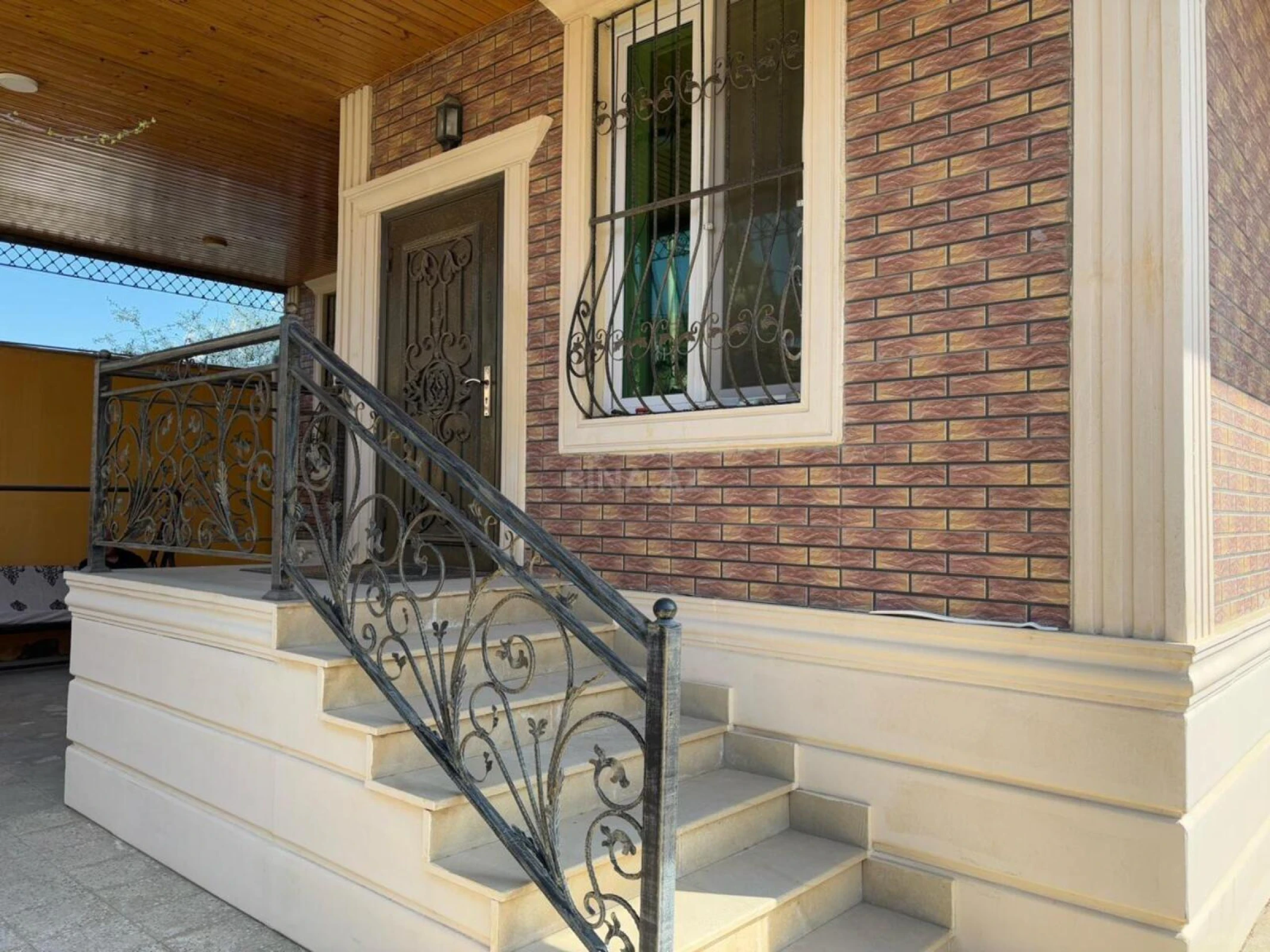 Kirayə verilir 5 otaqlı həyət evi 250 m²