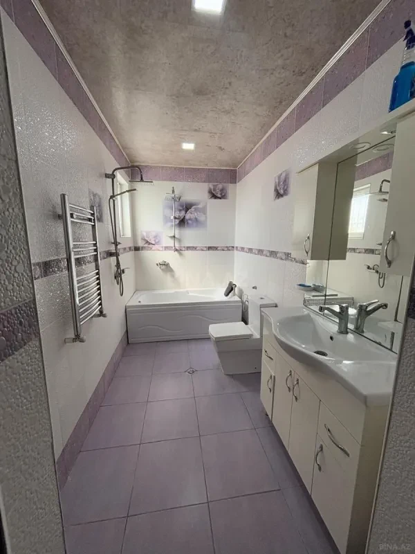 Kirayə verilir 5 otaqlı həyət evi 250 m²