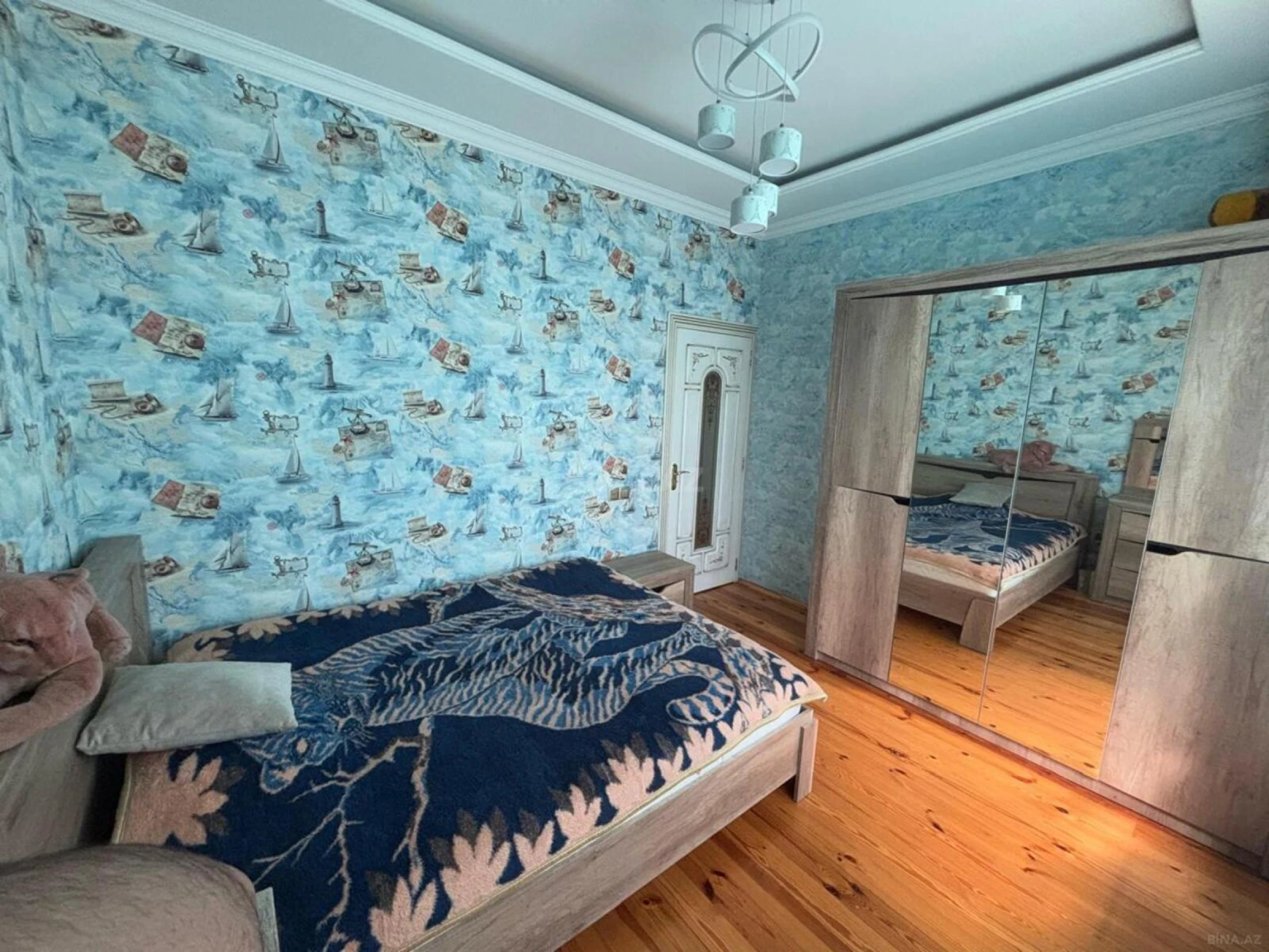 Kirayə verilir 5 otaqlı həyət evi 250 m²