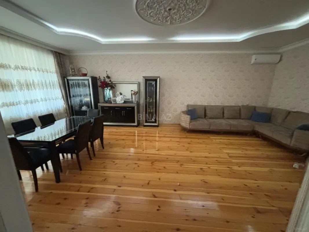Kirayə verilir 5 otaqlı həyət evi 250 m²