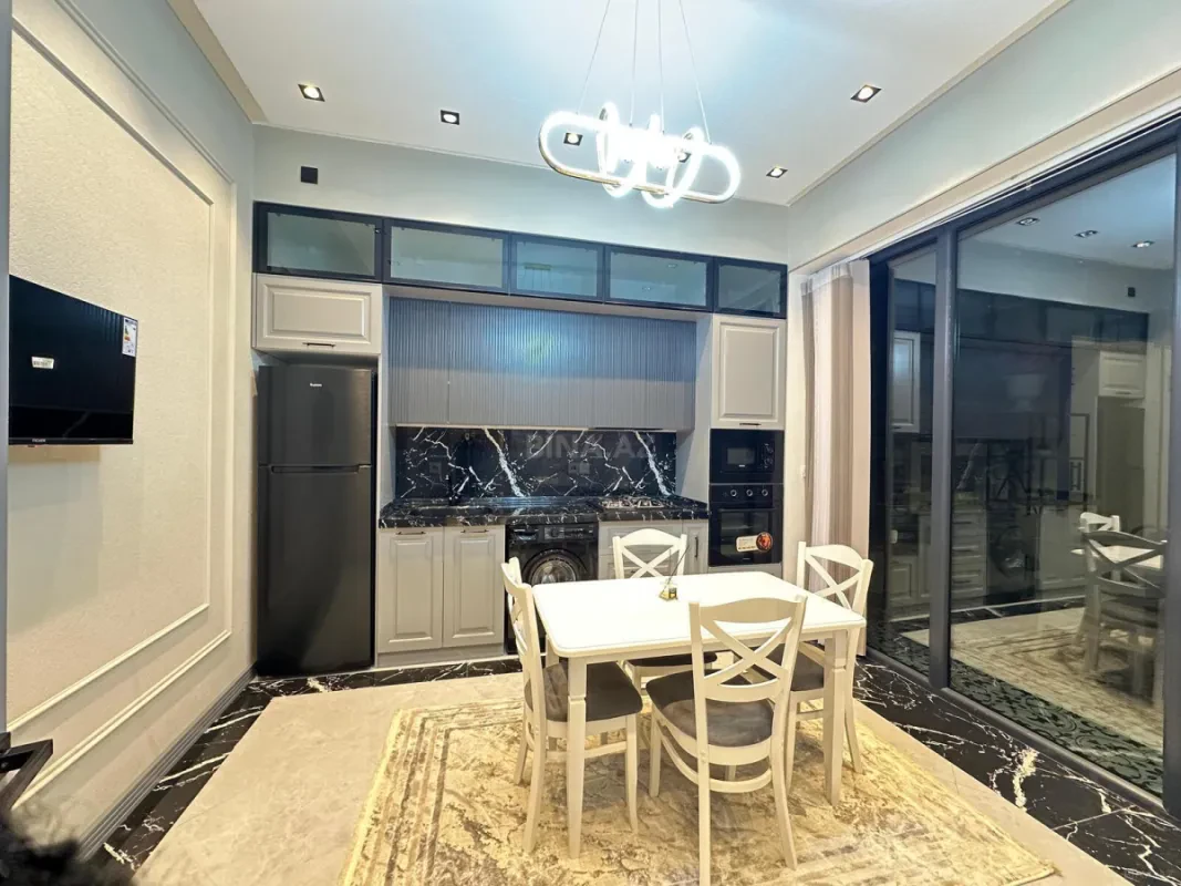 Kirayə verilir 3 otaqlı həyət evi 200 m²