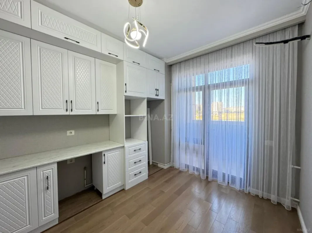 Satılır 2 otaqlı mənzil 63 m²