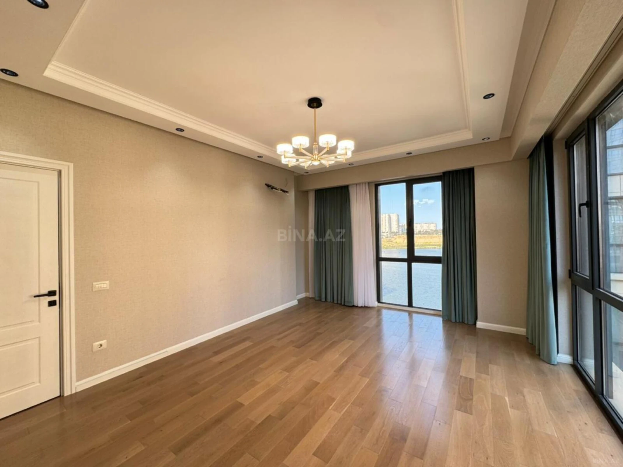 Satılır 2 otaqlı mənzil 63 m²