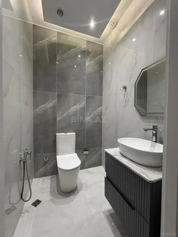 Satılır 3 otaqlı mənzil 101 m²
