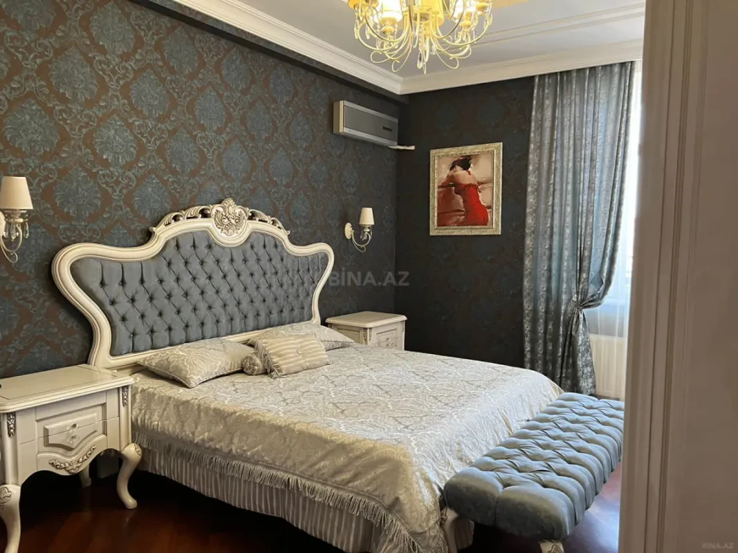 Kirayə verilir 3 otaqlı mənzil 170 m²
