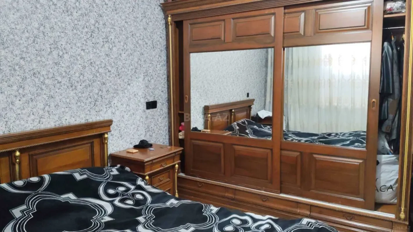 Satılır 4 otaqlı həyət evi 100 m²