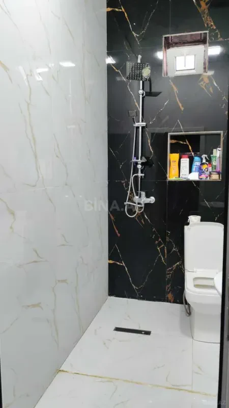 Satılır 4 otaqlı həyət evi 100 m²