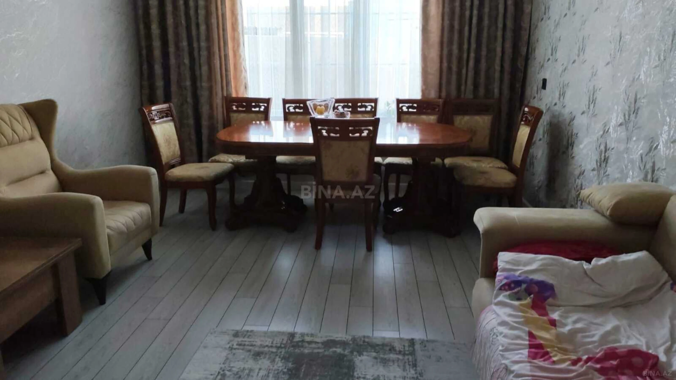 Satılır 4 otaqlı həyət evi 100 m²