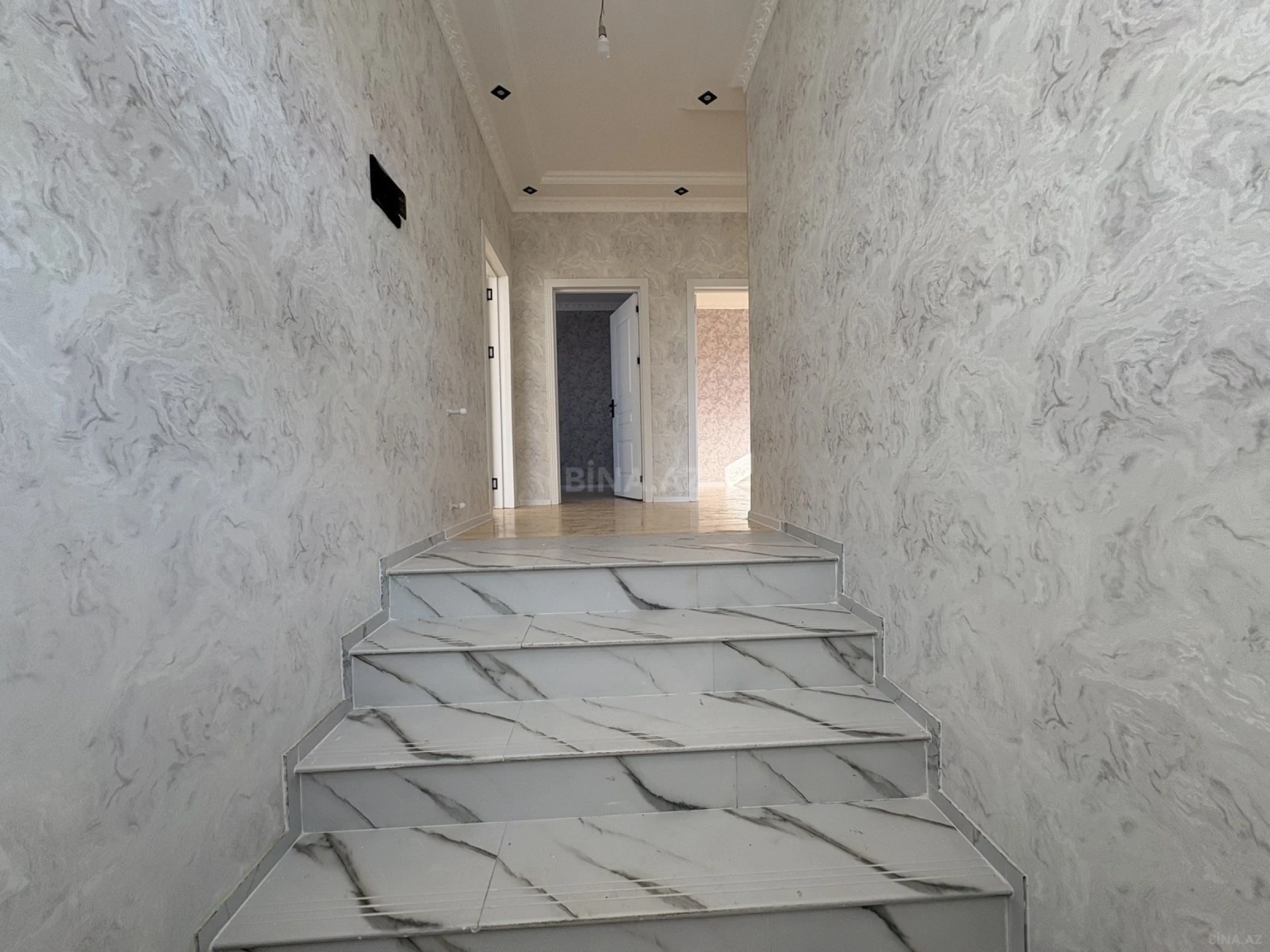 Satılır 3 otaqlı həyət evi 90 m²