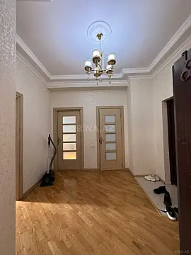 Satılır 3 otaqlı mənzil 82 m²