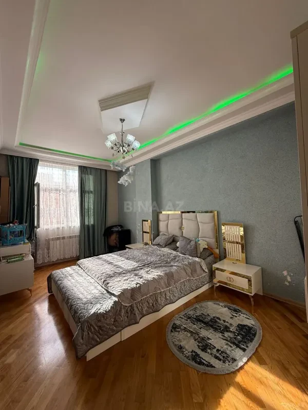 Satılır 3 otaqlı mənzil 82 m²