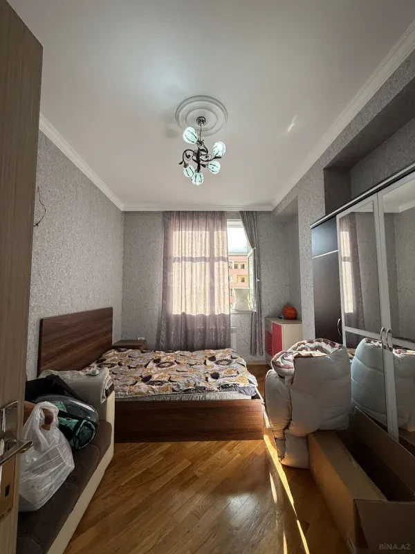 Satılır 3 otaqlı mənzil 82 m²