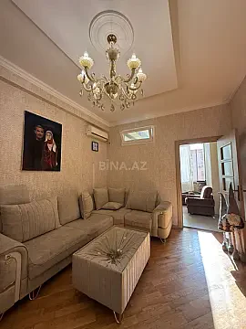 Satılır 3 otaqlı mənzil 82 m²