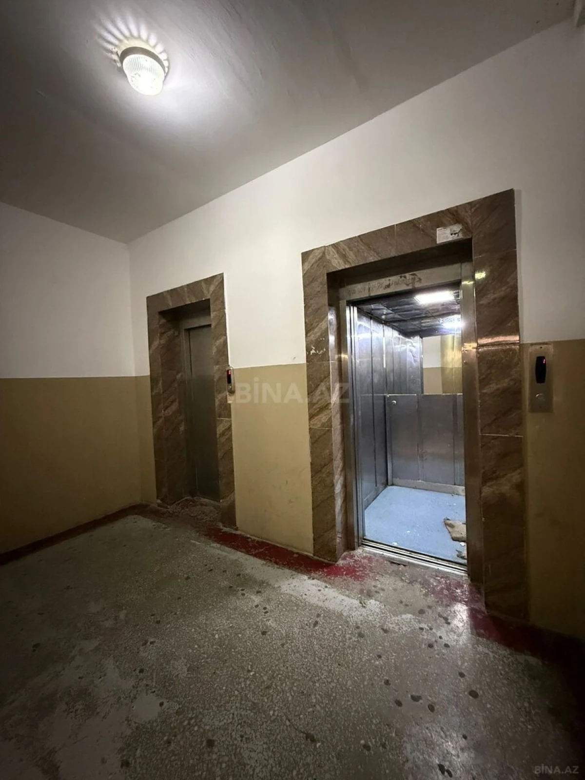 Satılır 3 otaqlı mənzil 82 m²