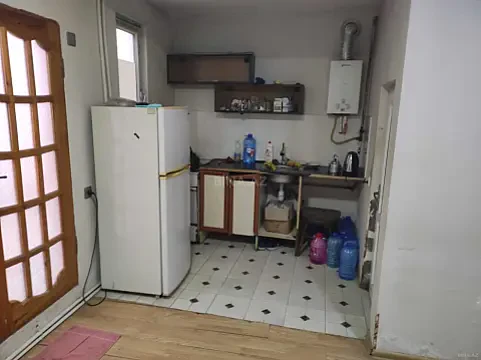 Kirayə verilir 2 otaqlı həyət evi 70 m²