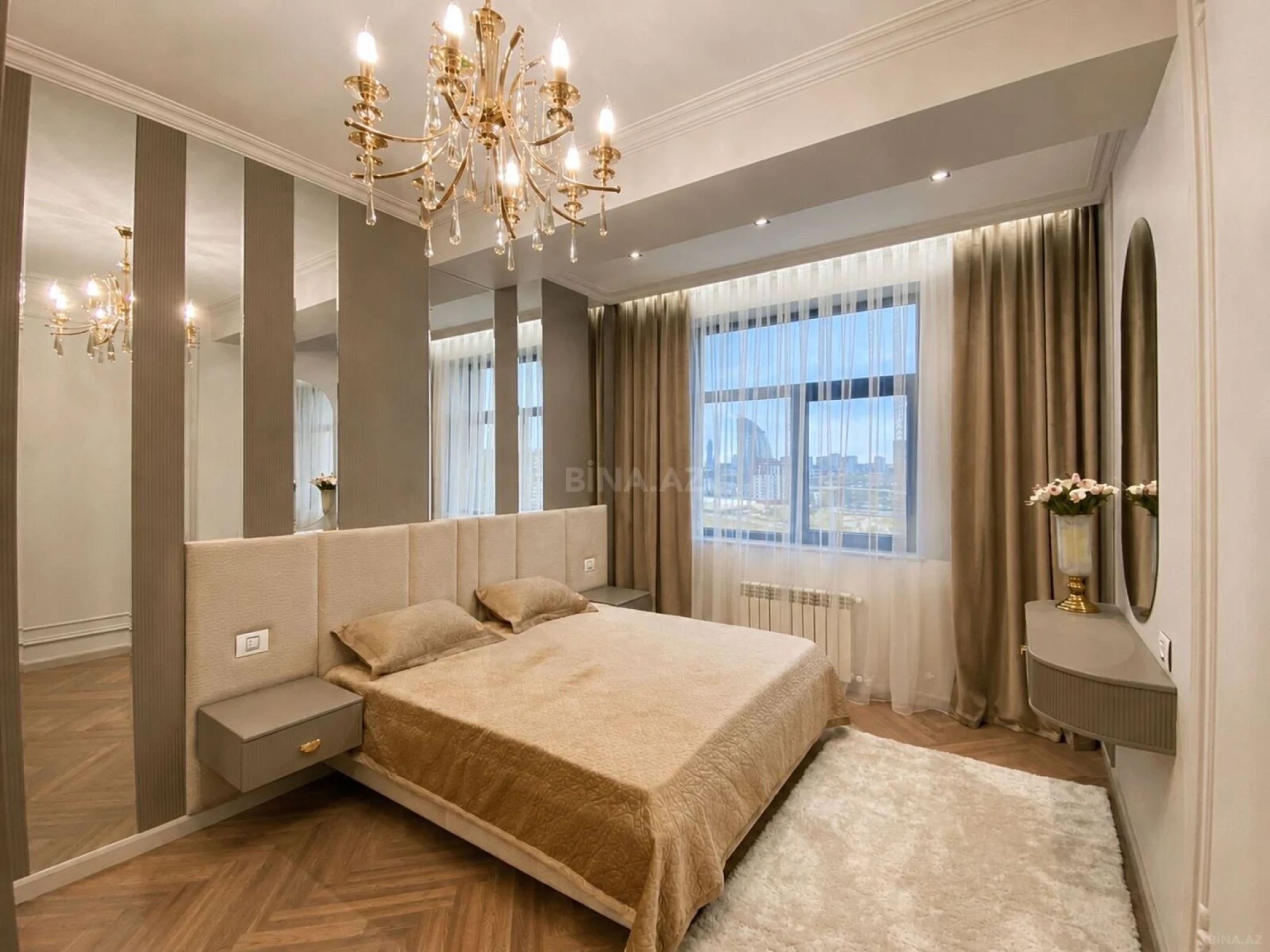 Satılır 3 otaqlı mənzil 120 m²