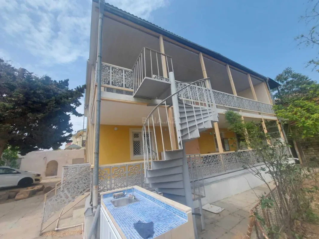 Kirayə verilir 5 otaqlı həyət evi 350 m²