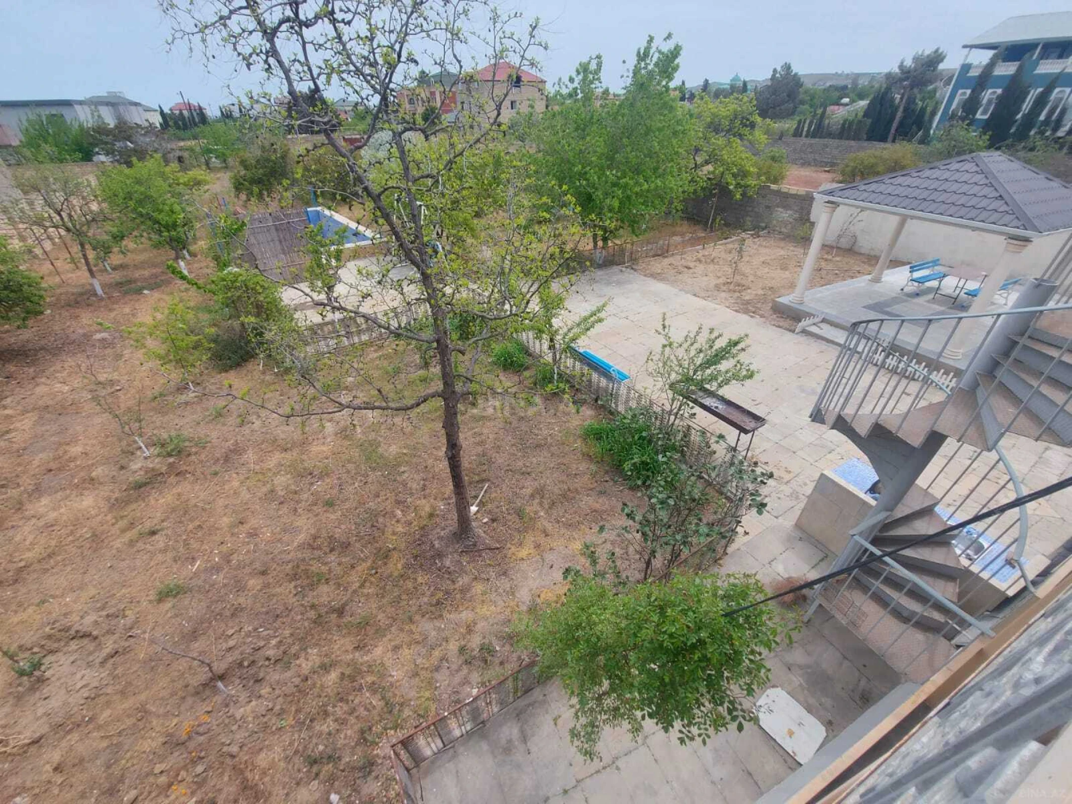 Kirayə verilir 5 otaqlı həyət evi 350 m²