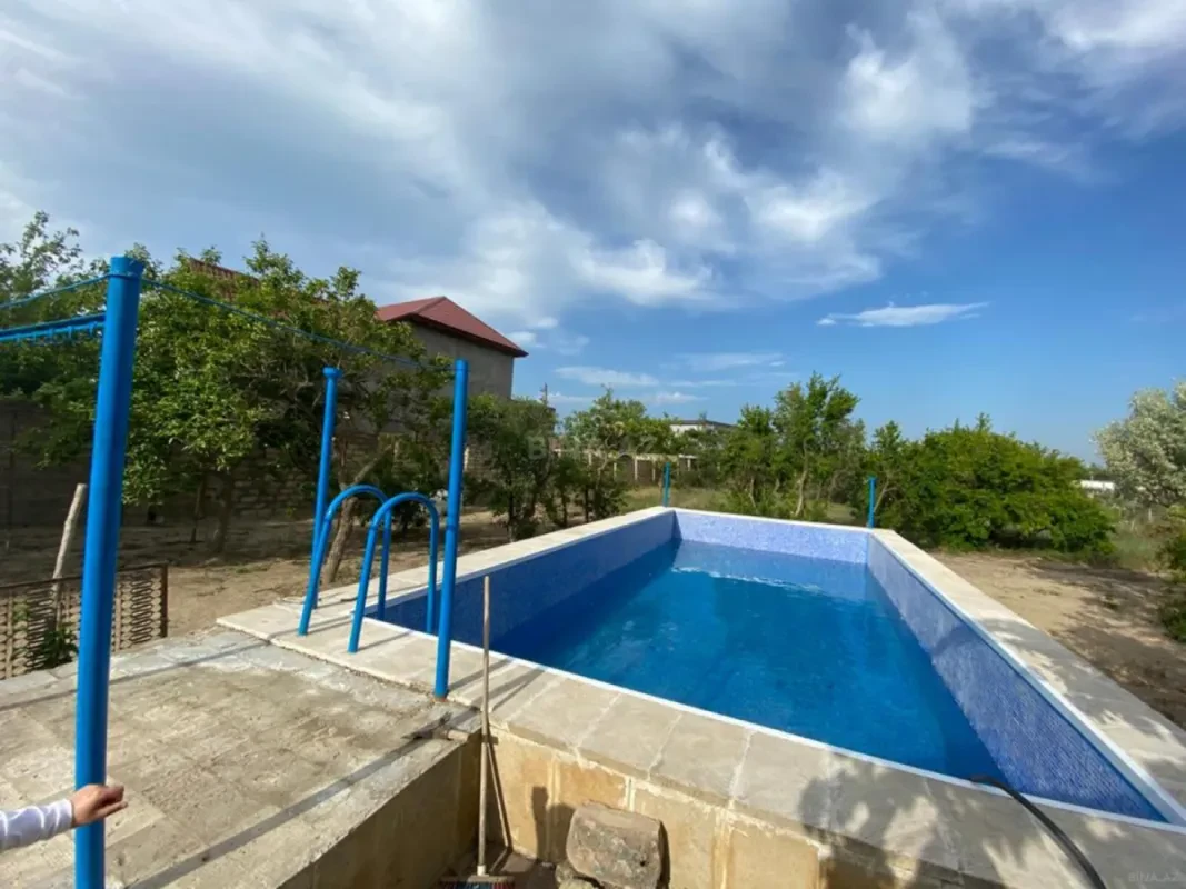Kirayə verilir 5 otaqlı həyət evi 350 m²