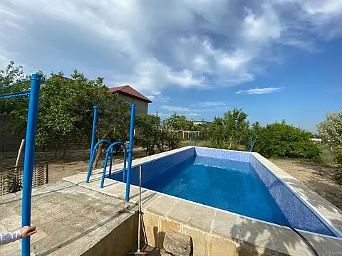 Kirayə verilir 5 otaqlı həyət evi 350 m² — Bakı, Novxanı 5 otaq 350.00 m²