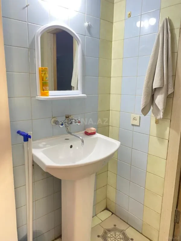 Kirayə verilir 5 otaqlı həyət evi 350 m²