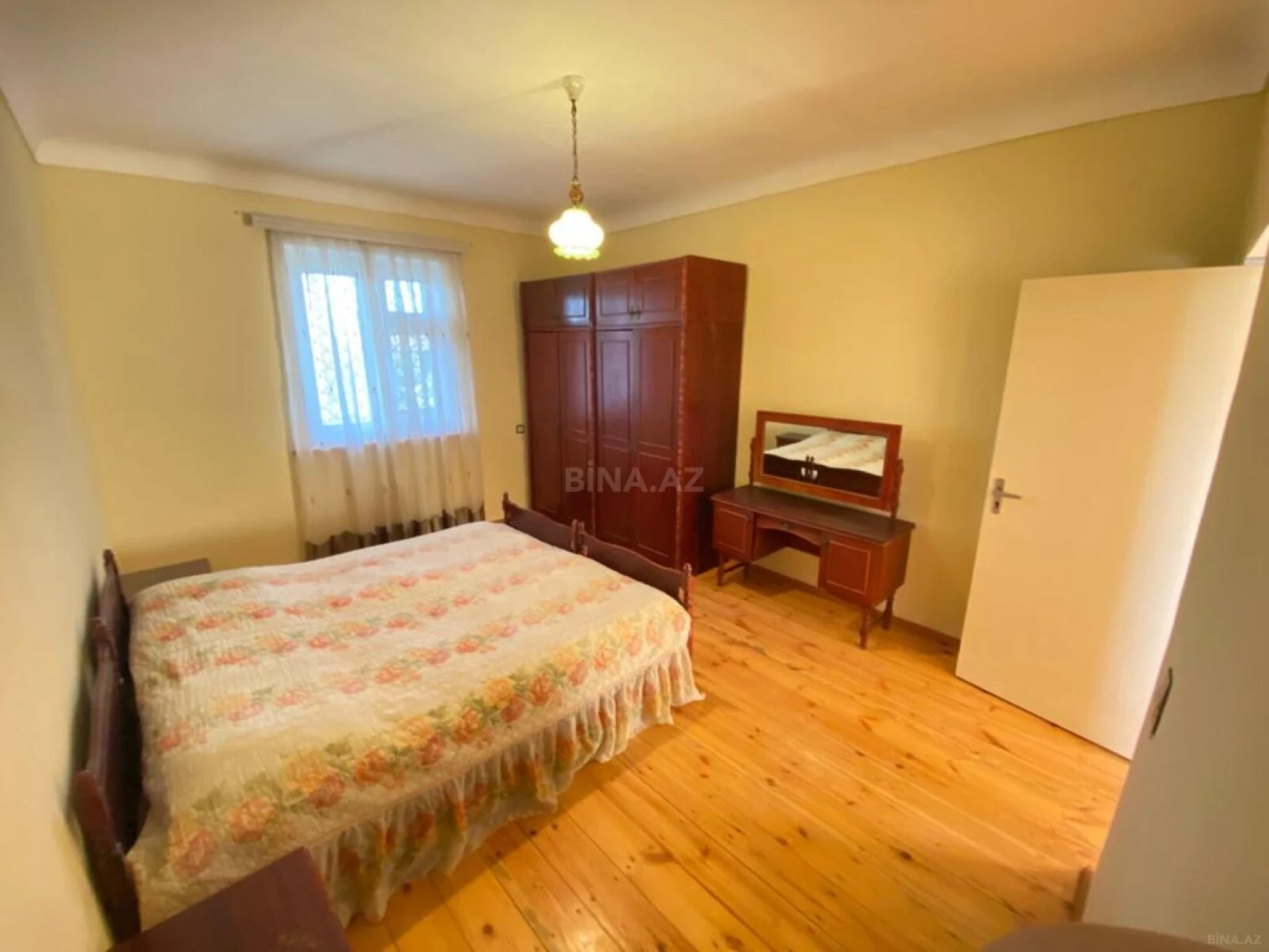 Kirayə verilir 5 otaqlı həyət evi 350 m²