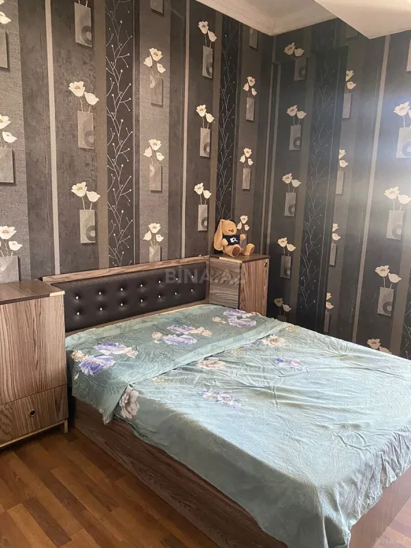 Kirayə verilir 2 otaqlı mənzil 100 m²