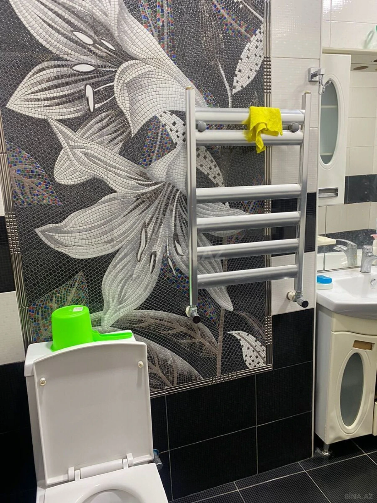 Kirayə verilir 2 otaqlı mənzil 100 m²