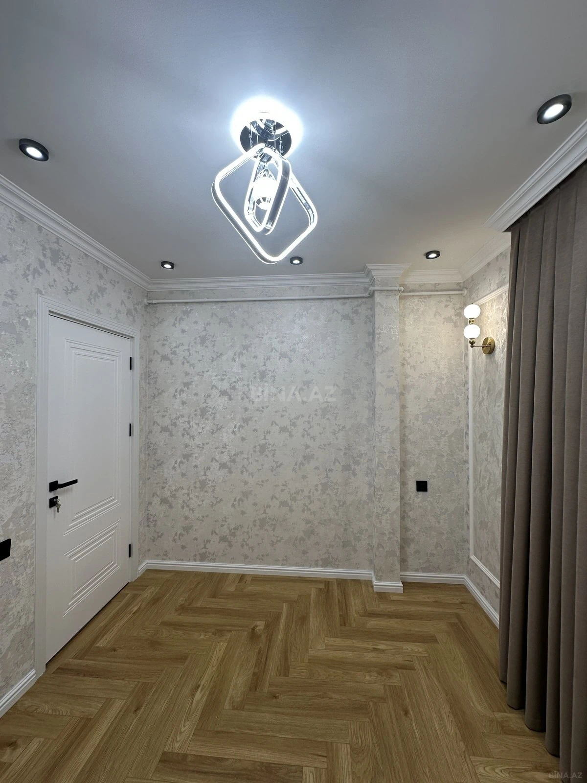 Satılır 3 otaqlı mənzil 65 m²