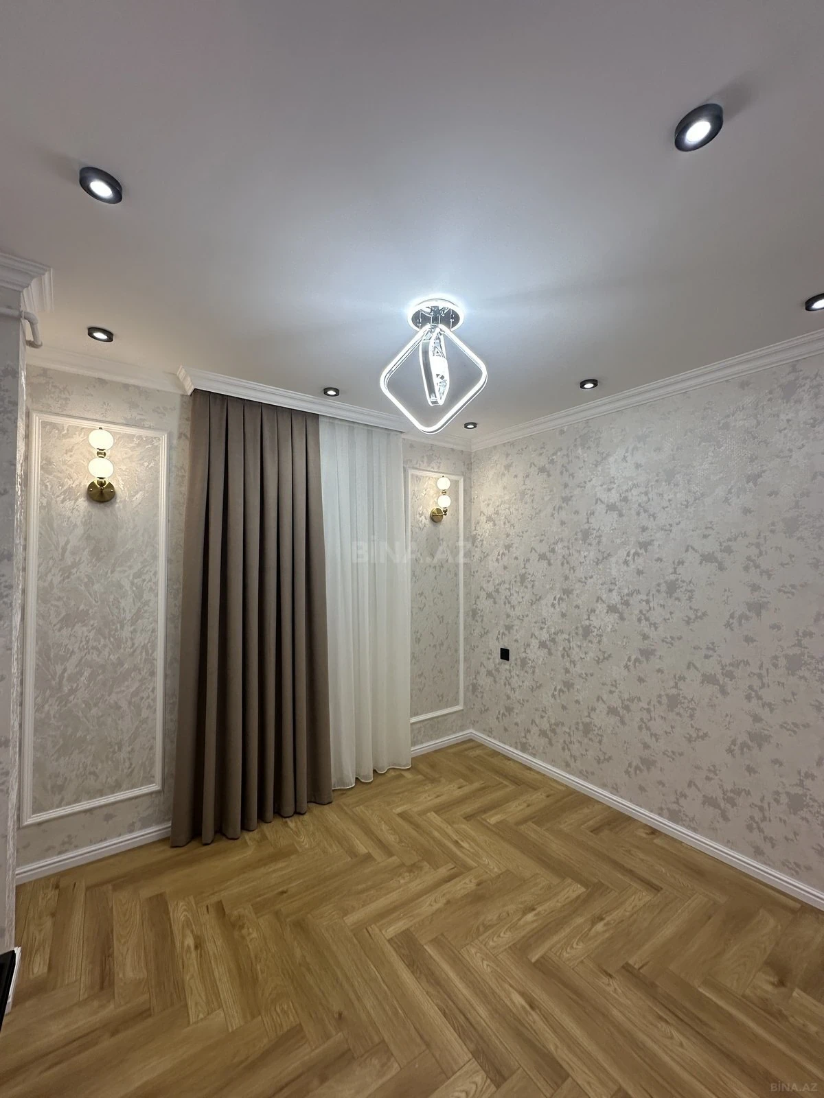 Satılır 3 otaqlı mənzil 65 m²