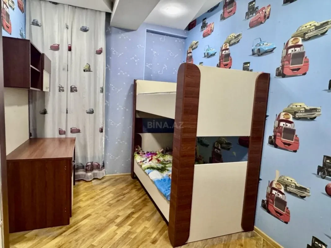 Kirayə verilir 3 otaqlı mənzil 105 m²