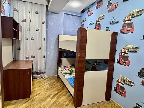 Kirayə verilir 3 otaqlı mənzil 105 m²