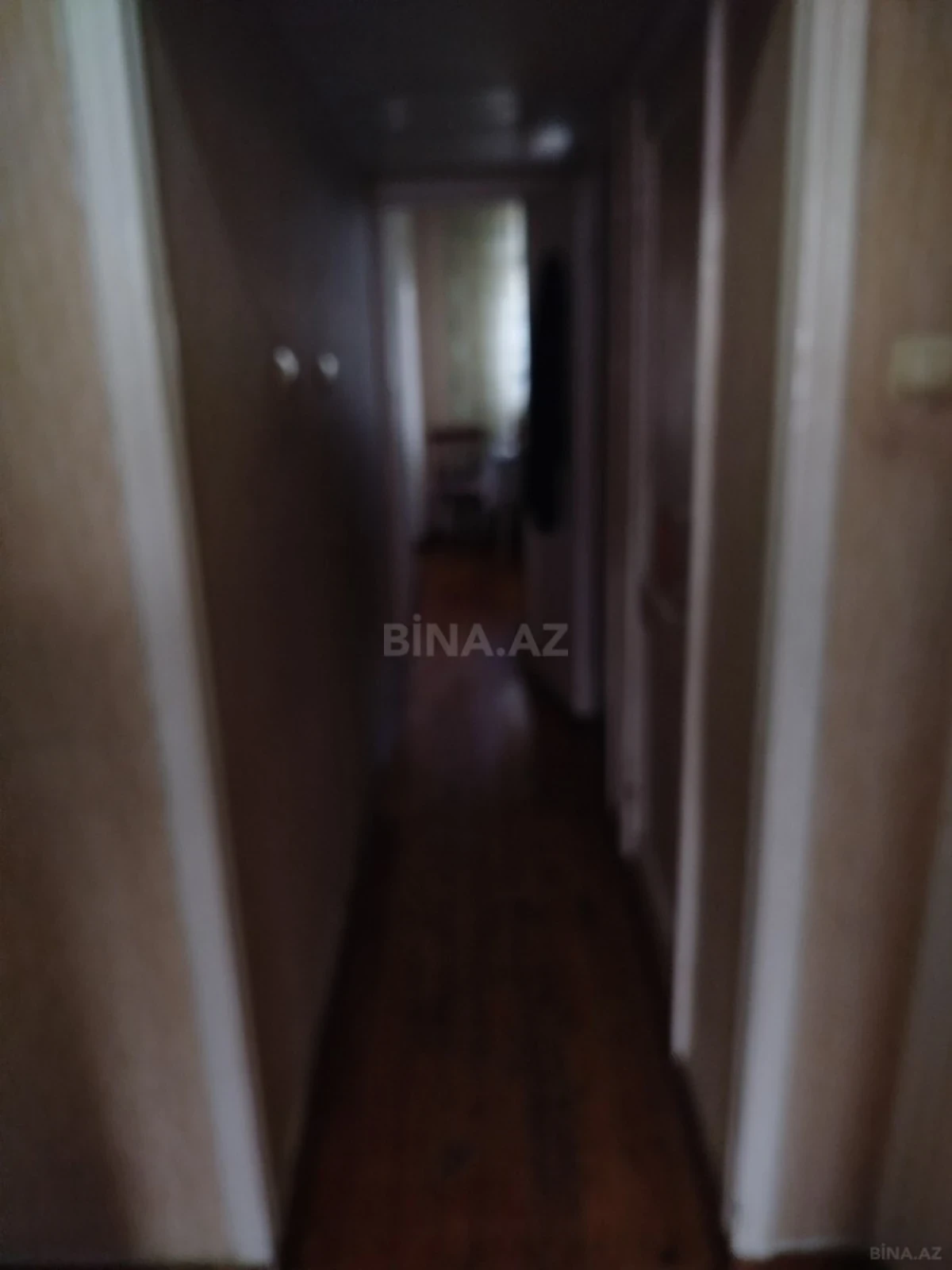 Satılır 4 otaqlı mənzil 75 m²