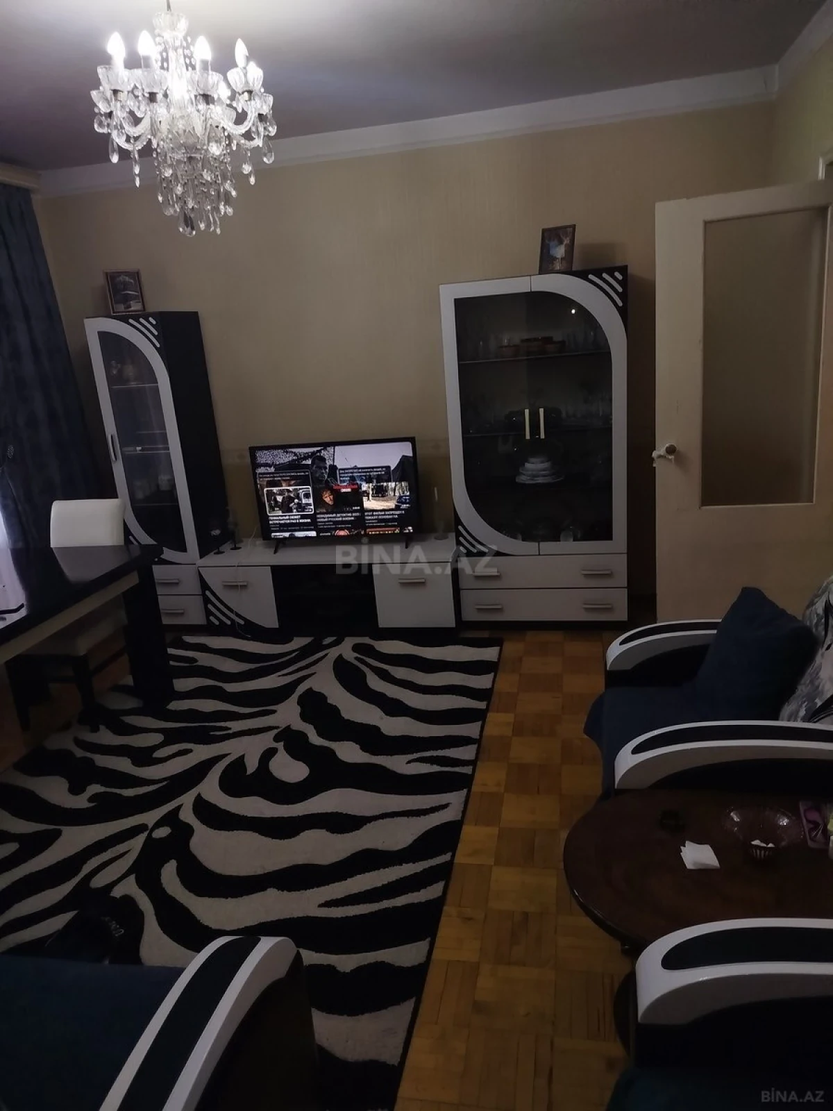 Satılır 4 otaqlı mənzil 75 m²
