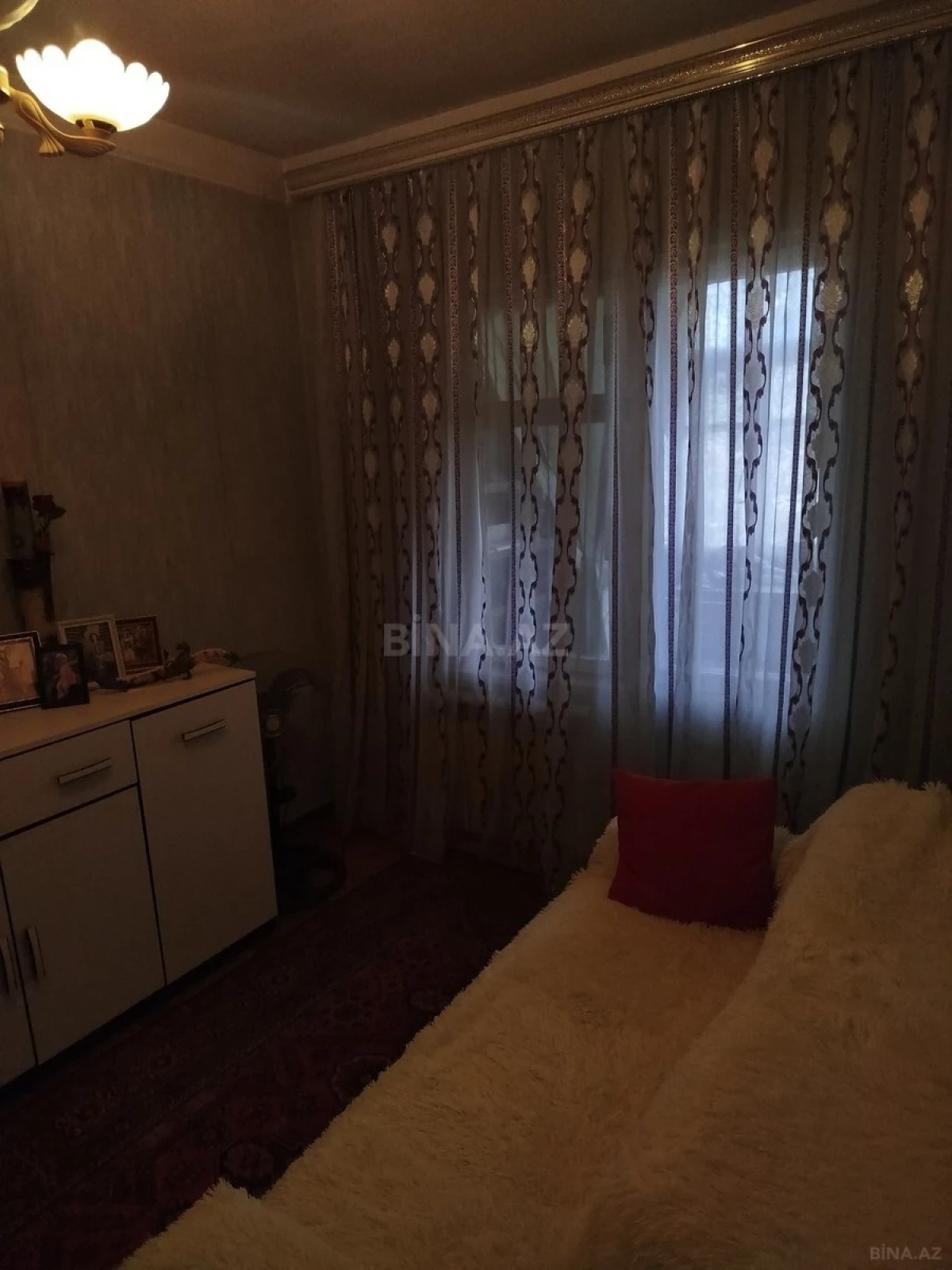Satılır 4 otaqlı mənzil 75 m²