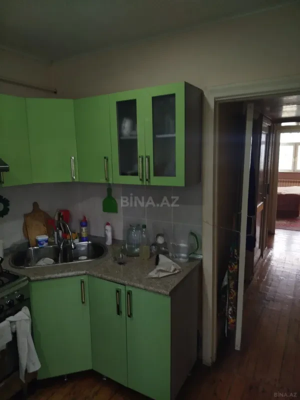 Satılır 4 otaqlı mənzil 75 m²