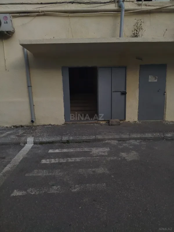 Satılır 4 otaqlı mənzil 75 m²