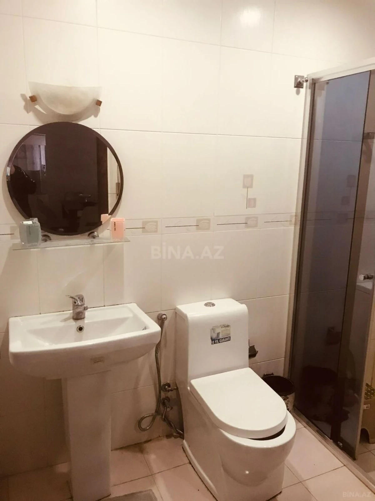 Kirayə verilir 2 otaqlı mənzil 70 m²