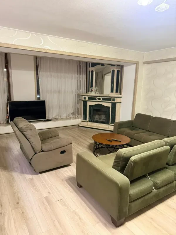 Kirayə verilir 2 otaqlı mənzil 70 m²