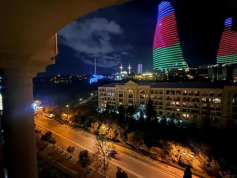 Kirayə verilir 2 otaqlı mənzil 70 m²