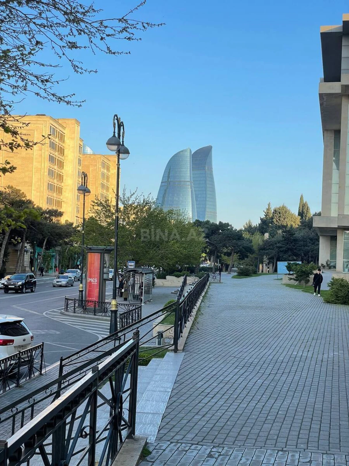 Satılır 2 otaqlı mənzil 65 m²