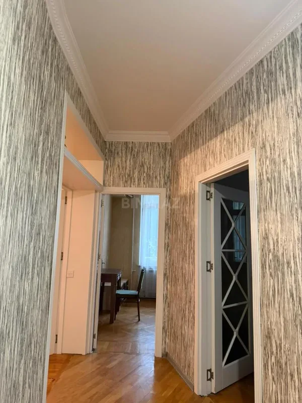 Kirayə verilir 3 otaqlı mənzil 120 m²