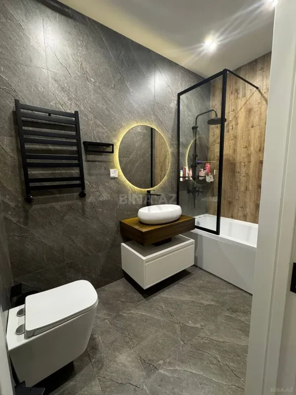 Kirayə verilir 2 otaqlı mənzil 87 m²