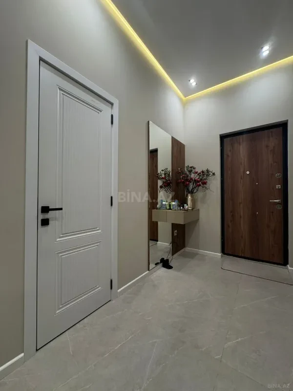 Kirayə verilir 2 otaqlı mənzil 87 m²