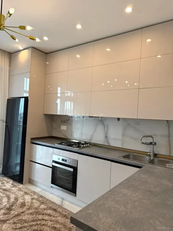 Satılır 3 otaqlı mənzil 100 m²