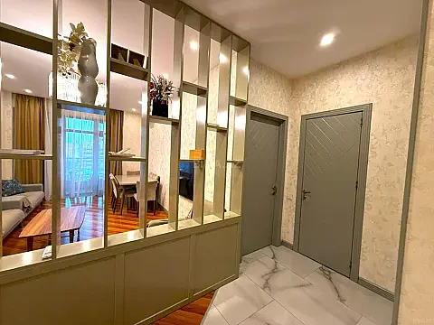 Satılır 3 otaqlı mənzil 100 m²